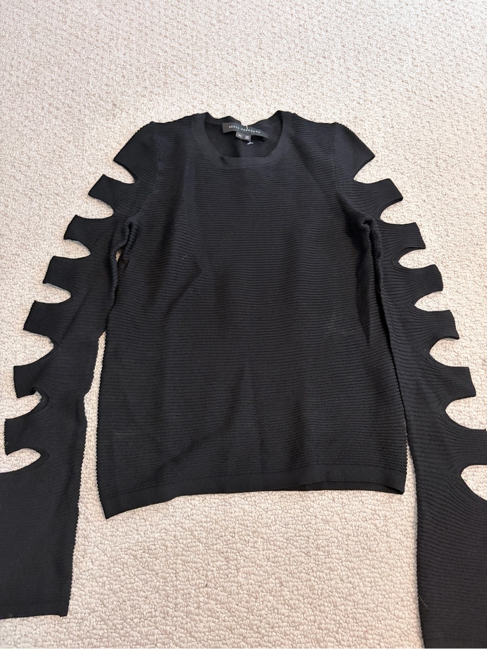 Rare Skull Cashmere Tyrone Black Slash-Sleeve Sweater XS